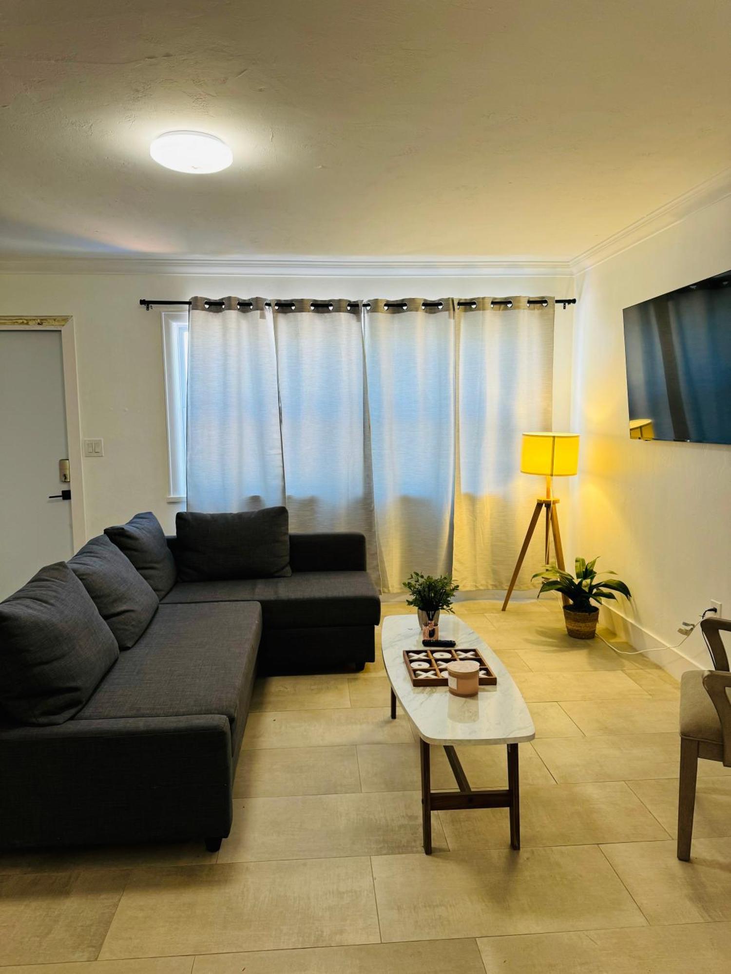 Cozy 2 Bedroom Miami Dış mekan fotoğraf